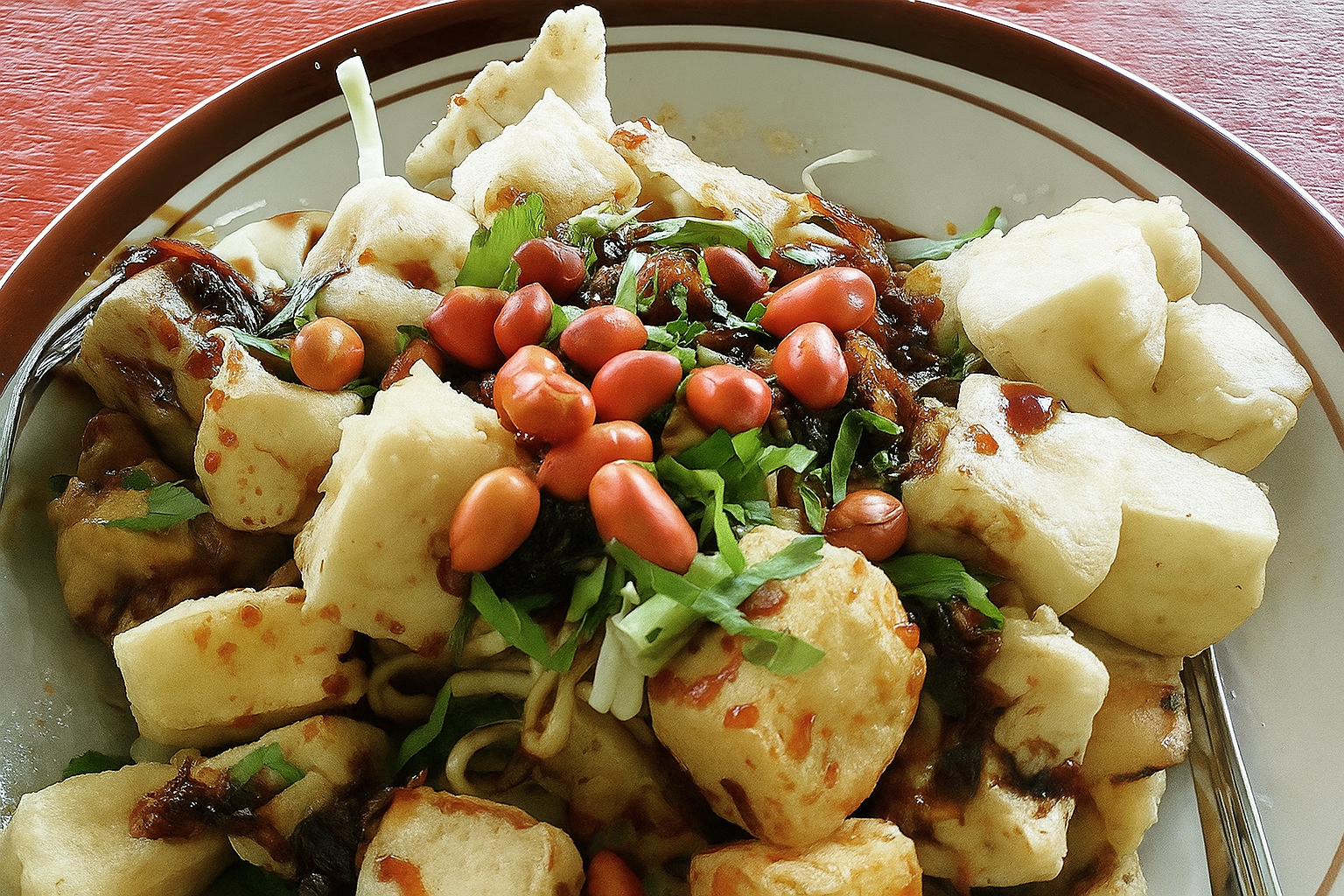 7 Fakta Menarik Tahu Kupat Solo vs Kupat Tahu Magelang, Kuliner Serupa tapi Tak Sama