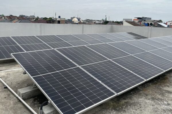 7 Fakta PLTS Atap Jakarta Grand Indonesia Bangun Pembangkit Surya Terbesar untuk Bangunan Komersial 7 Fakta PLTS Atap Jakarta: Grand Indonesia Bangun Pembangkit Surya Terbesar untuk Bangunan Komersial