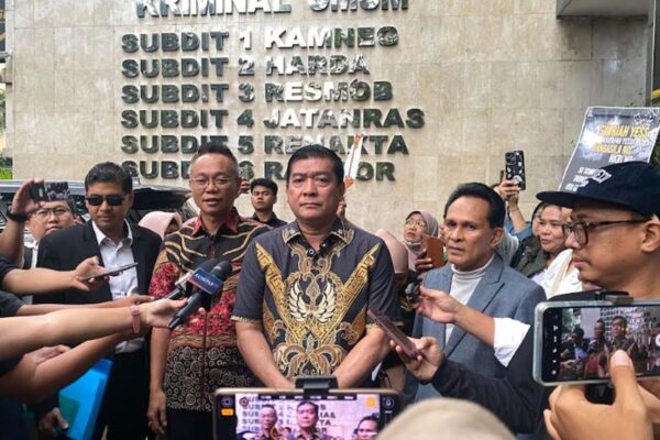 5 Fakta Kasus Silfester Matutina: Kejagung Minta Pengacara Hadirkan ke Jakarta 5 Fakta Kasus Silfester Matutina: Kejagung Minta Pengacara Hadirkan ke Jakarta