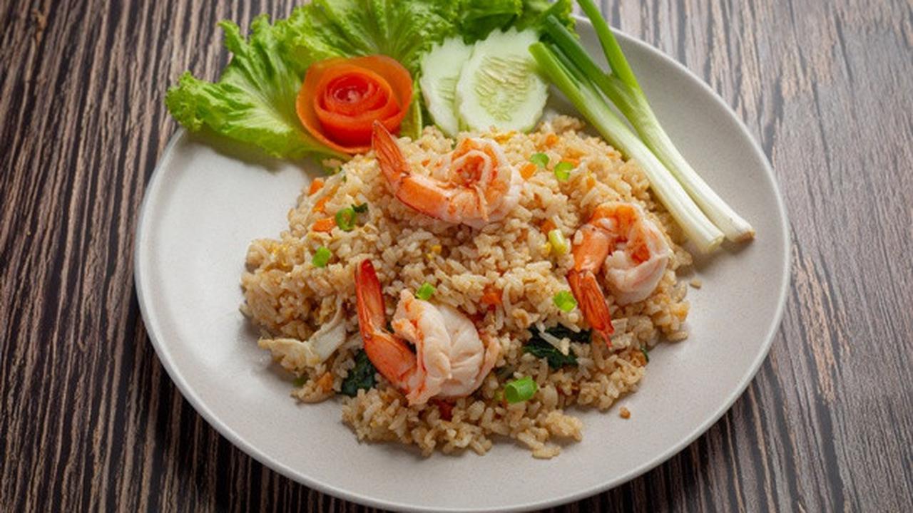 7 Resep Nasi Goreng Jawa Gurih Manis untuk Sarapan Praktis di Rumah