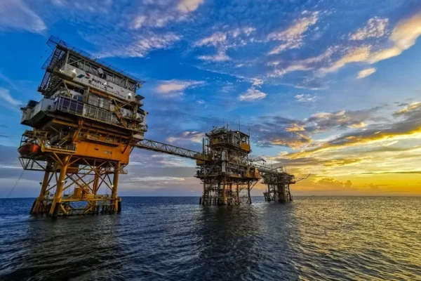 Kebijakan Perizinan Kegiatan Usaha Hulu Migas Pemerintah Diminta Lakukan Penyempurnaan Menyeluruh